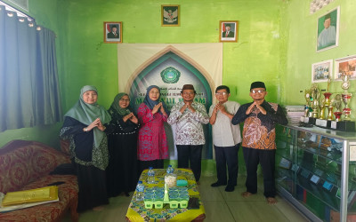 Ketua STIT Mamba’ul Hikam PALI Menerima Tim Peneliti Dari UIN Raden Fatah Palembang dalam rangka peneliatian tentang Upaya PTKIS Menyikapi Perubahan Iklim Berbasis Responsif Gender